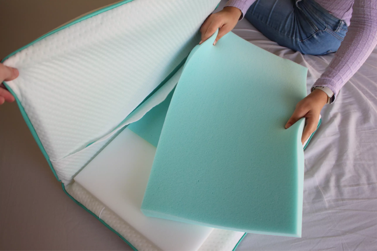 Lilia sleep foam layers in sandwich design