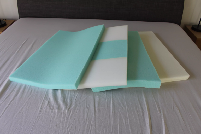 Lilia sleep forever pillow foam layers