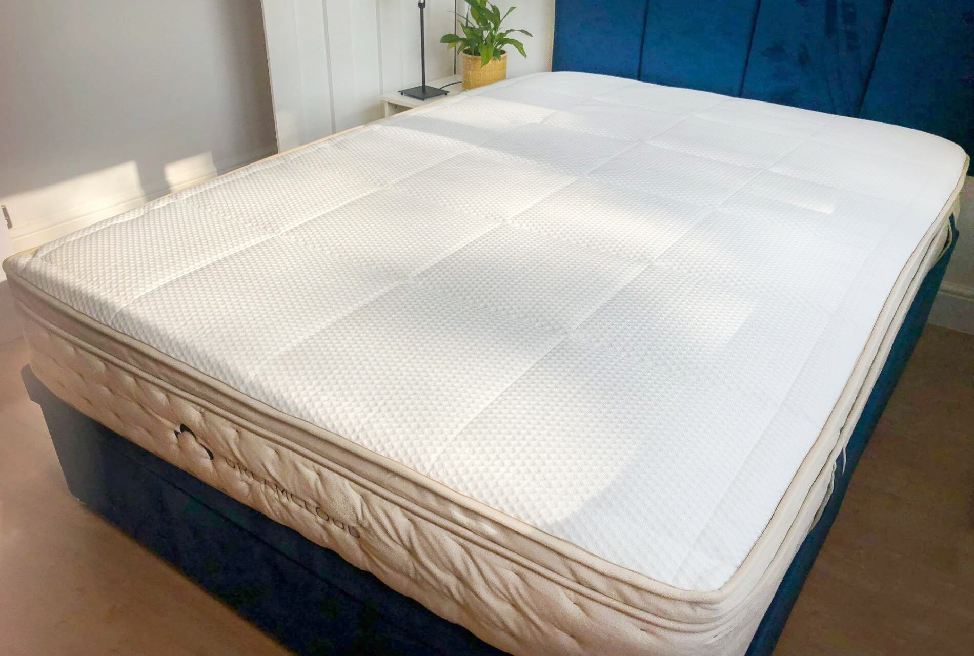 dreamcloud single mattress