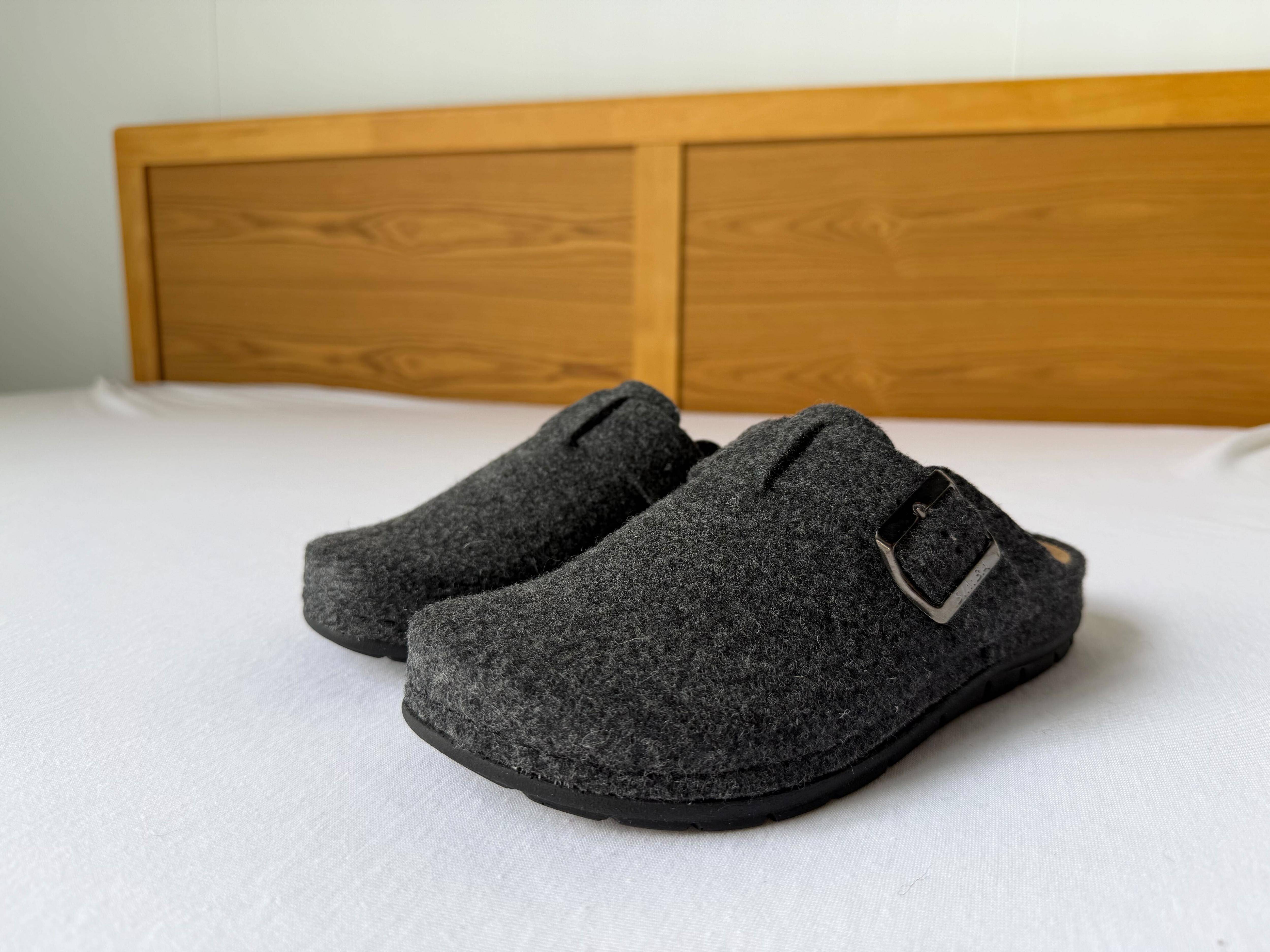 simba reflexology slippers